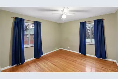 3281 Pickbury Drive, Cincinnati, OH 45211 - Photo 15