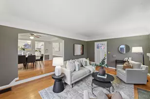 3281 Pickbury Dr, Cincinnati, OH 45211 - Photo 5