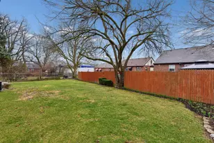 3281 Pickbury Dr, Cincinnati, OH 45211 - Photo 29