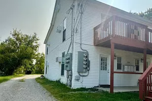 329 W South St, Bethel, OH 45106 - Photo 3