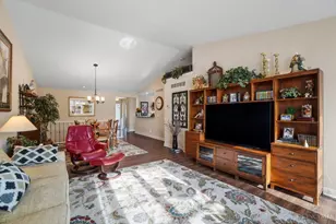 6740 Sandharbor Ct, Hamilton Township, OH 45039 - Photo 9