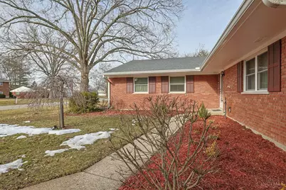 8768 Cavalier Drive, Springfield Township, OH 45231 - Photo 3