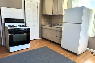 1647 Dewey Ave, Cincinnati, OH 45205 - Photo 5