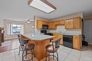 634 Chateau Dr, Union Township, OH 45244 - Photo 11