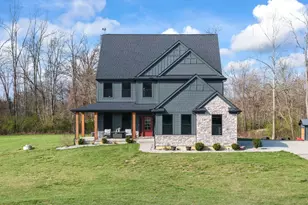 2425 Middleboro Rd, Washington Township, OH 45113 - Photo 9