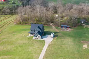 2425 Middleboro Rd, Washington Township, OH 45113 - Photo 1