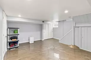 2557 Shanmoor Ave, Norwood, OH 45212 - Photo 37