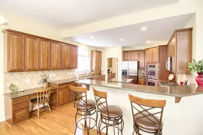 2274 Pointe Place, Cincinnati, OH 45244 - Photo 15