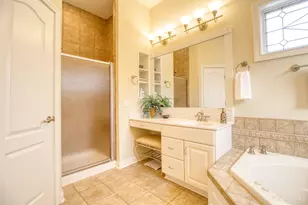 2274 Pointe Pl, Cincinnati, OH 45244 - Photo 25