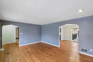 3359 Felicity Dr, Cincinnati, OH 45211 - Photo 5