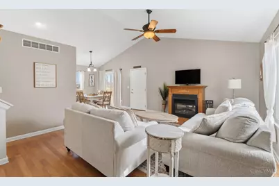 712 Blazing Trail, Oregonia, OH 45054 - Photo 5