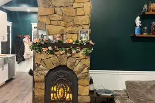 393 Clark St, Batavia, OH 45103 - Photo 3