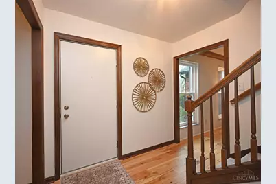 416 Flemridge Court, Wyoming, OH 45231 - Photo 5