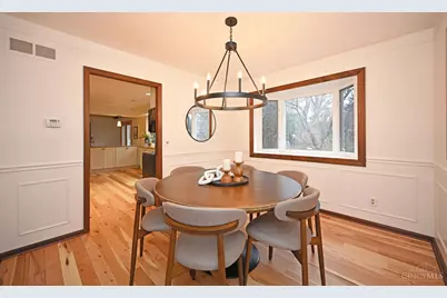 416 Flemridge Court, Wyoming, OH 45231 - Photo 11