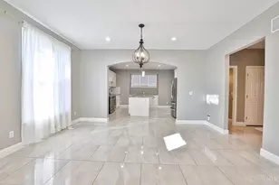 11431 Fremantle Dr, Forest Park, OH 45240 - Photo 9