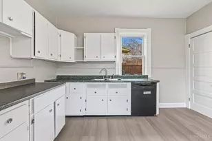 5118 Carthage Ave, Cincinnati, OH 45212 - Photo 9