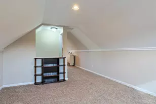 5638 N Gln Rd, Green Township, OH 45248 - Photo 17