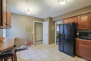 6132 Cleves Warsaw, Cincinnati, OH 45233 - Photo 9