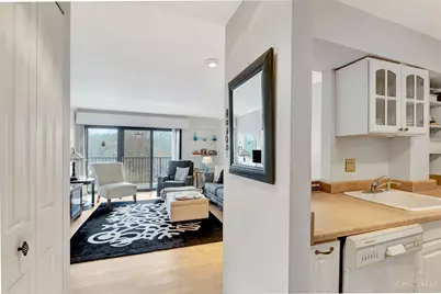 1815 William Howard Taft Road #501, Cincinnati, OH 45206 - Photo 3