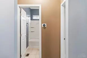 682 Hyacinth Rd, Union Township, OH 45245 - Photo 11