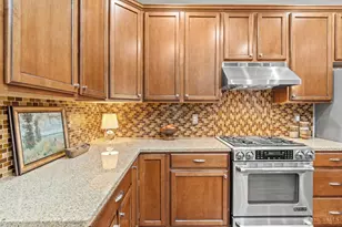 682 Hyacinth Rd, Union Township, OH 45245 - Photo 35