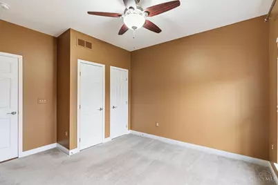 682 Hyacinth Road, Union Township, OH 45245 - Photo 13