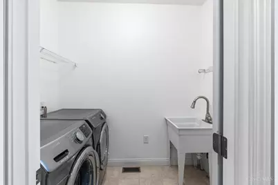 682 Hyacinth Road, Union Township, OH 45245 - Photo 51