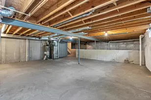 682 Hyacinth Rd, Union Township, OH 45245 - Photo 55