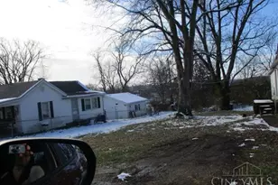 1823 Pater Ave, Fairfield Township, OH 45015 - Photo 3