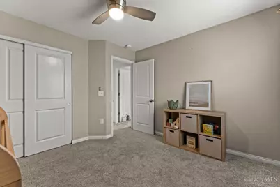 5704 Adelphi Street, Cincinnati, OH 45227 - Photo 15