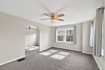 2044 Caldwell Street, Saint Clair Township, OH 45011 - Photo 3