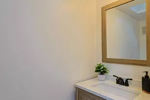 1040 Hatch St, Cincinnati, OH 45202 - Photo 29