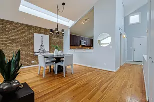 1040 Hatch St, Cincinnati, OH 45202 - Photo 13