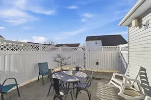 4173 S Yorkshire Square, Union Township, OH 45245 - Photo 13