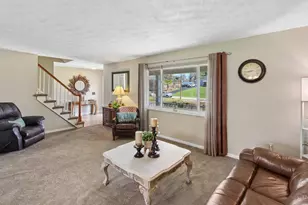 1052 Rainbow Trail, Miami Township, OH 45150 - Photo 5