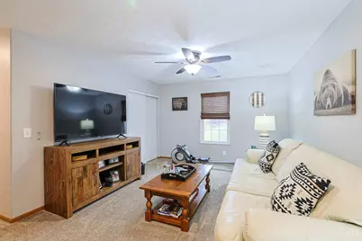 6745 Oakwood Lane, Huber Heights, OH 45424 - Photo 9