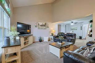 6745 Oakwood Ln, Huber Heights, OH 45424 - Photo 5