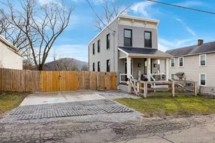 1949 Washburn St, Cincinnati, OH 45223 - Photo 33