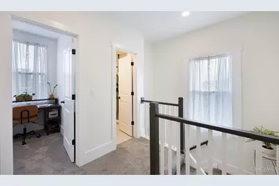 1949 Washburn Street, Cincinnati, OH 45223 - Photo 19