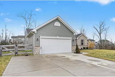 454 Pleasant Ridge Drive, Lebanon, OH 45036 - Photo 3