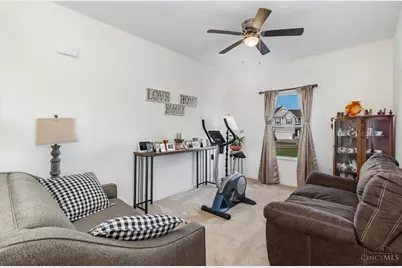 856 Hocking Meadow Circle, Monroe, OH 45050 - Photo 5