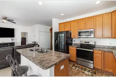 856 Hocking Meadow Circle, Monroe, OH 45050 - Photo 9