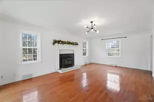 5635 Euclid Rd, Columbia Township, OH 45236 - Photo 7