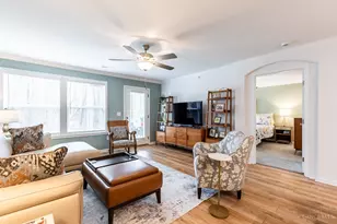 5880 Parkview Ln, Miami Township, OH 45150 - Photo 5