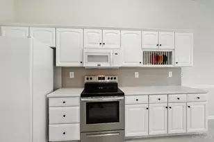 9372 Parkside Dr, Centerville, OH 45458 - Photo 19