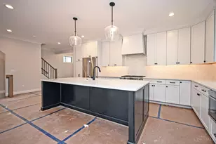 7406 Orchard St, Columbia Township, OH 45227 - Photo 9