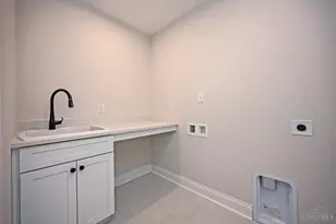 7406 Orchard St, Columbia Township, OH 45227 - Photo 39