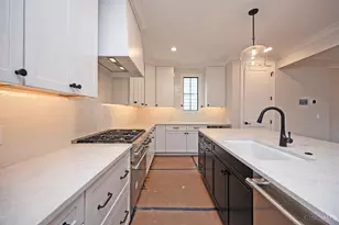 7406 Orchard St, Columbia Township, OH 45227 - Photo 7