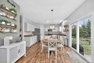 4287 Hunting Hawk Dr, Turtle Creek Township, OH 45036 - Photo 29