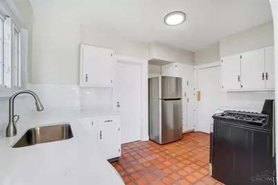 1346 Herlin Place, Cincinnati, OH 45208 - Photo 11